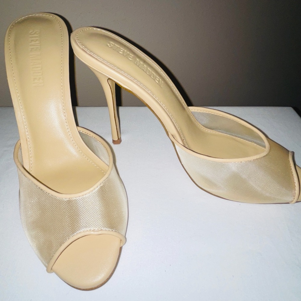 Steve Madden Women's Cream Heeled Mules